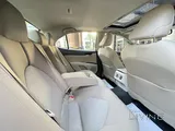 Toyota Camry 2024 GLE